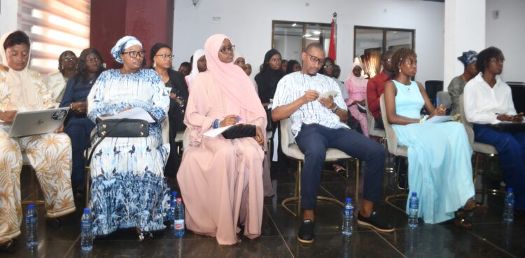 Inclusion des femmes dans le secteur minier : Action Mines Guinée renforce la sensibilisation auprès des jeunes et des professionnelles